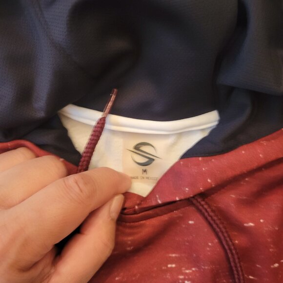 Indiana University Hoosiers Red /White Hoodie Sweatshirt Men's Medium IU Logo - Picture 5 of 9